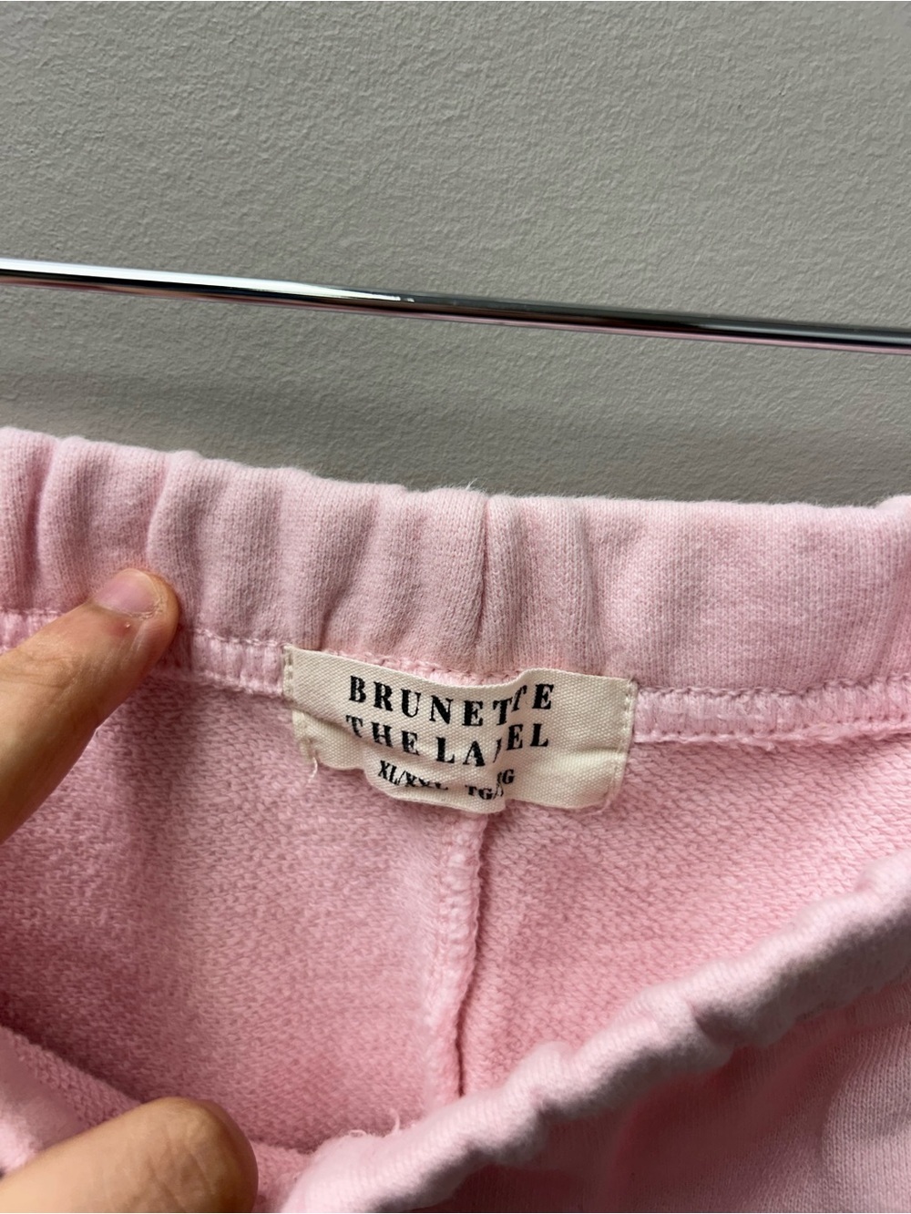 Brunette The Label Women’s Pink Sweatpants - Picture 4 of 5